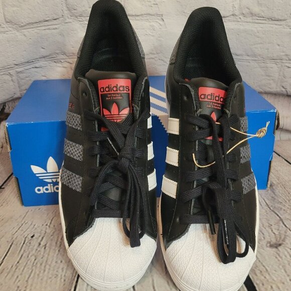 adidas Shoes - Adidas Womens Superstar Shoes Snakeskin